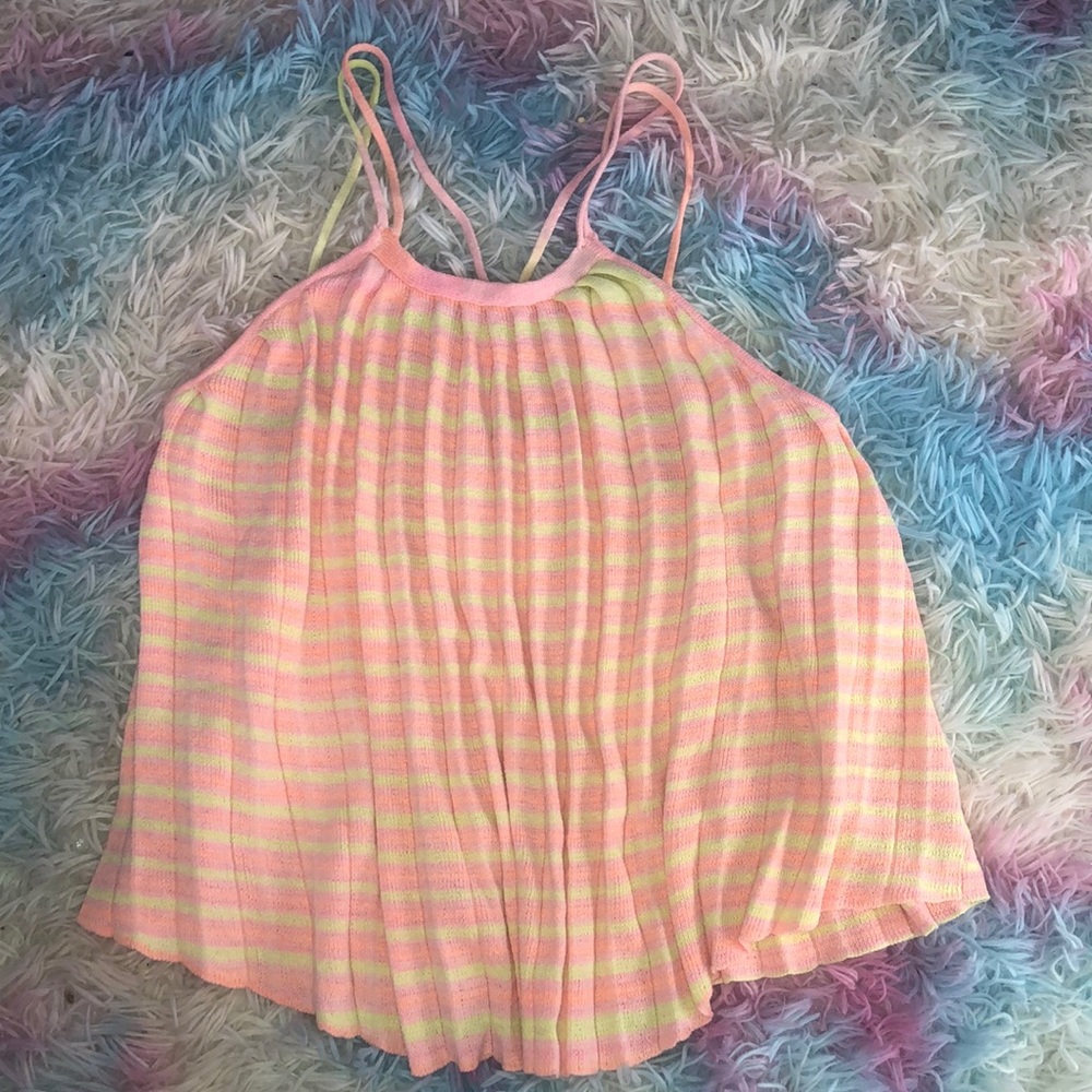 Pleated crop tank top
